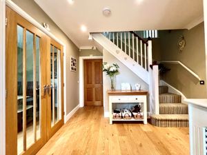 Entrance Hallway- click for photo gallery